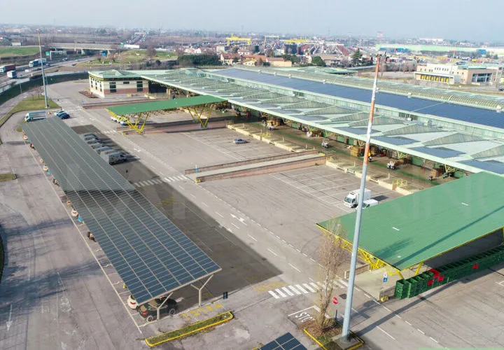 Efficientamento energetico Area del Centro Agroalimentare di Verona mediante IMPIANTO FOTOVOLTAICO